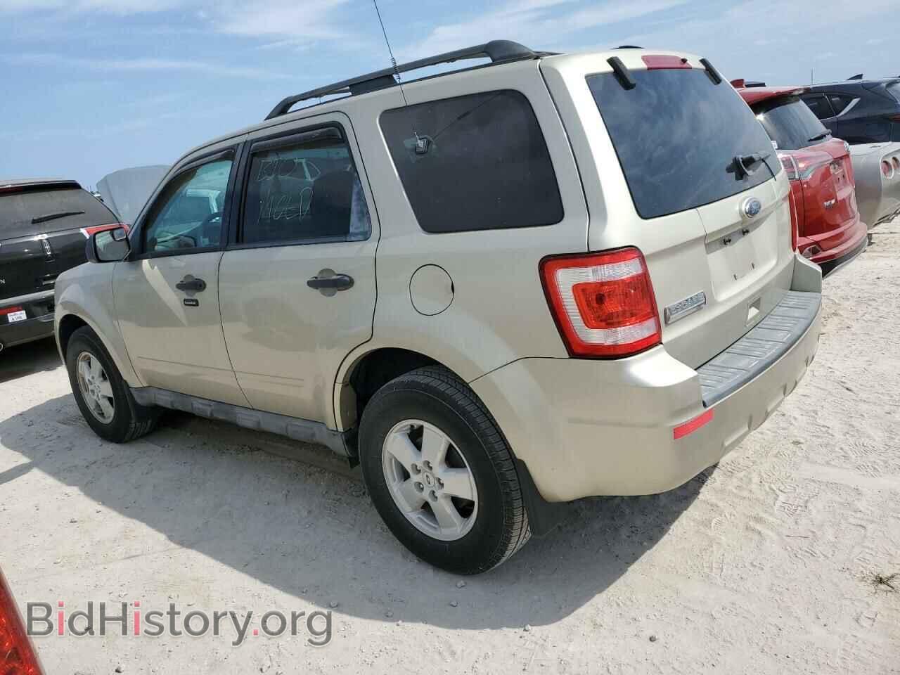 2010 FORD ESCAPE - VIN: 1FMCU0D73AKA12010 - Фото 2