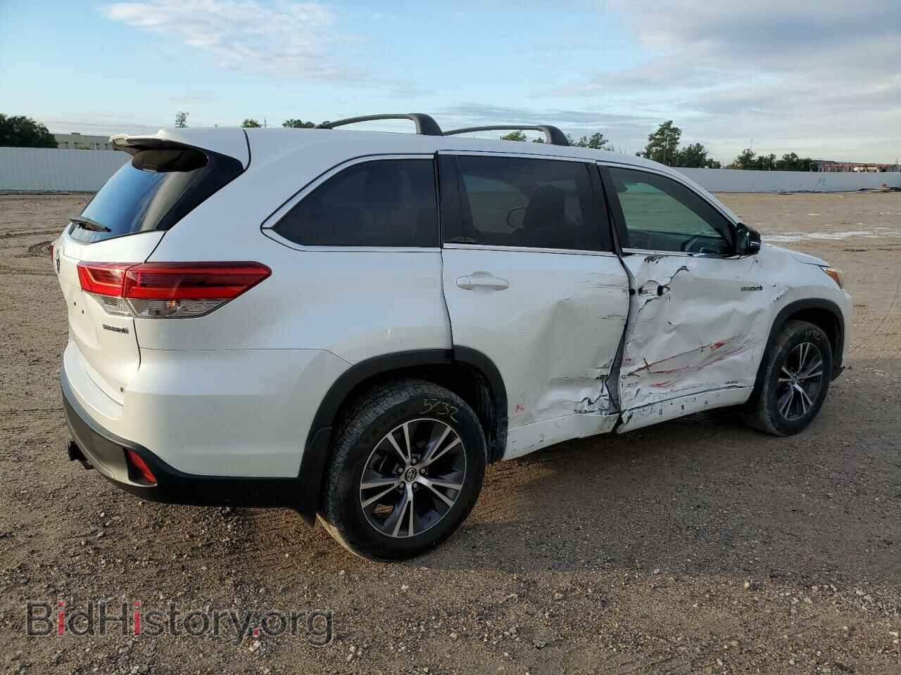 2017 TOYOTA HIGHLANDER - VIN: 5TDBGRFH0HS036057 - Фото 3