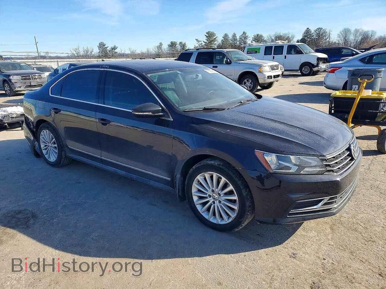 2017 VOLKSWAGEN PASSAT - VIN: 1VWBT7A37HC017077 - Фото 4