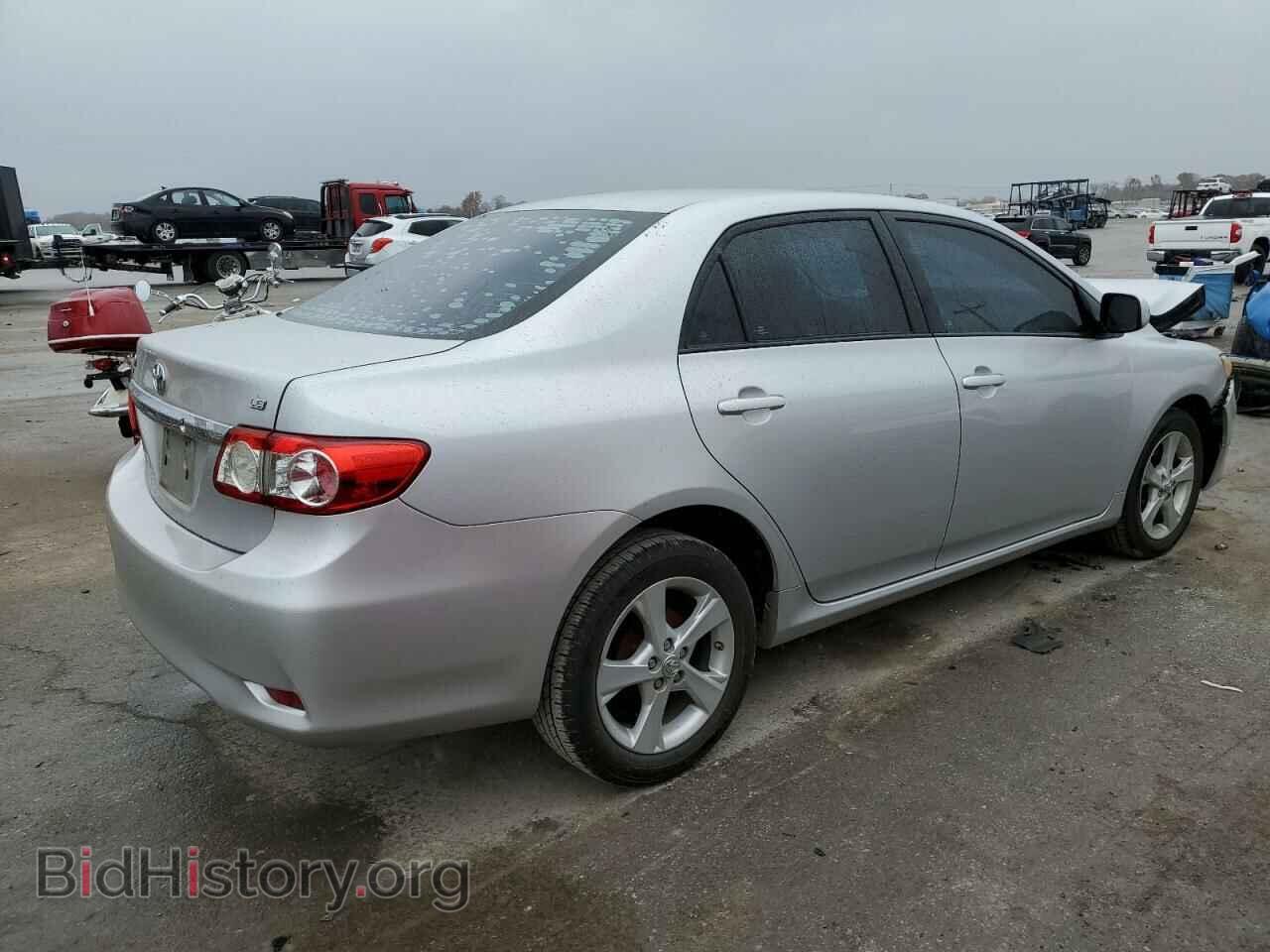 2011 TOYOTA COROLLA - VIN: 2T1BU4EE4BC640469 - Фото 3