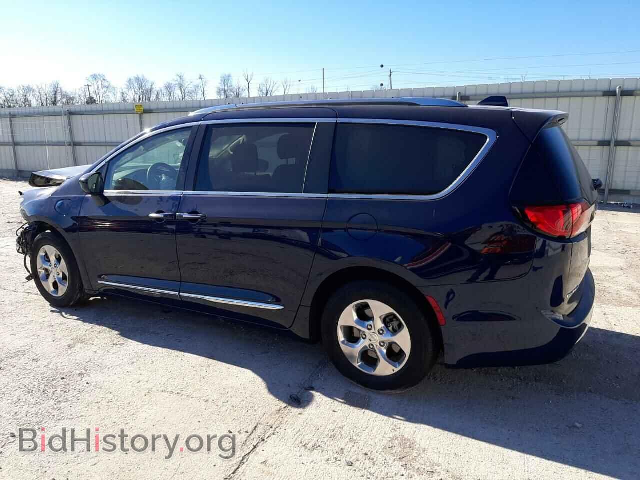 2020 CHRYSLER PACIFICA - VIN: 2C4RC1L75LR196458 - Photo 2