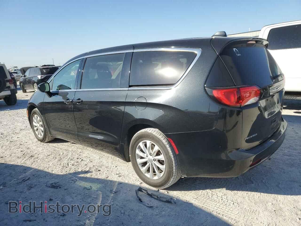 2017 CHRYSLER PACIFICA - VIN: 2C4RC1DG0HR611191 - Photo 2