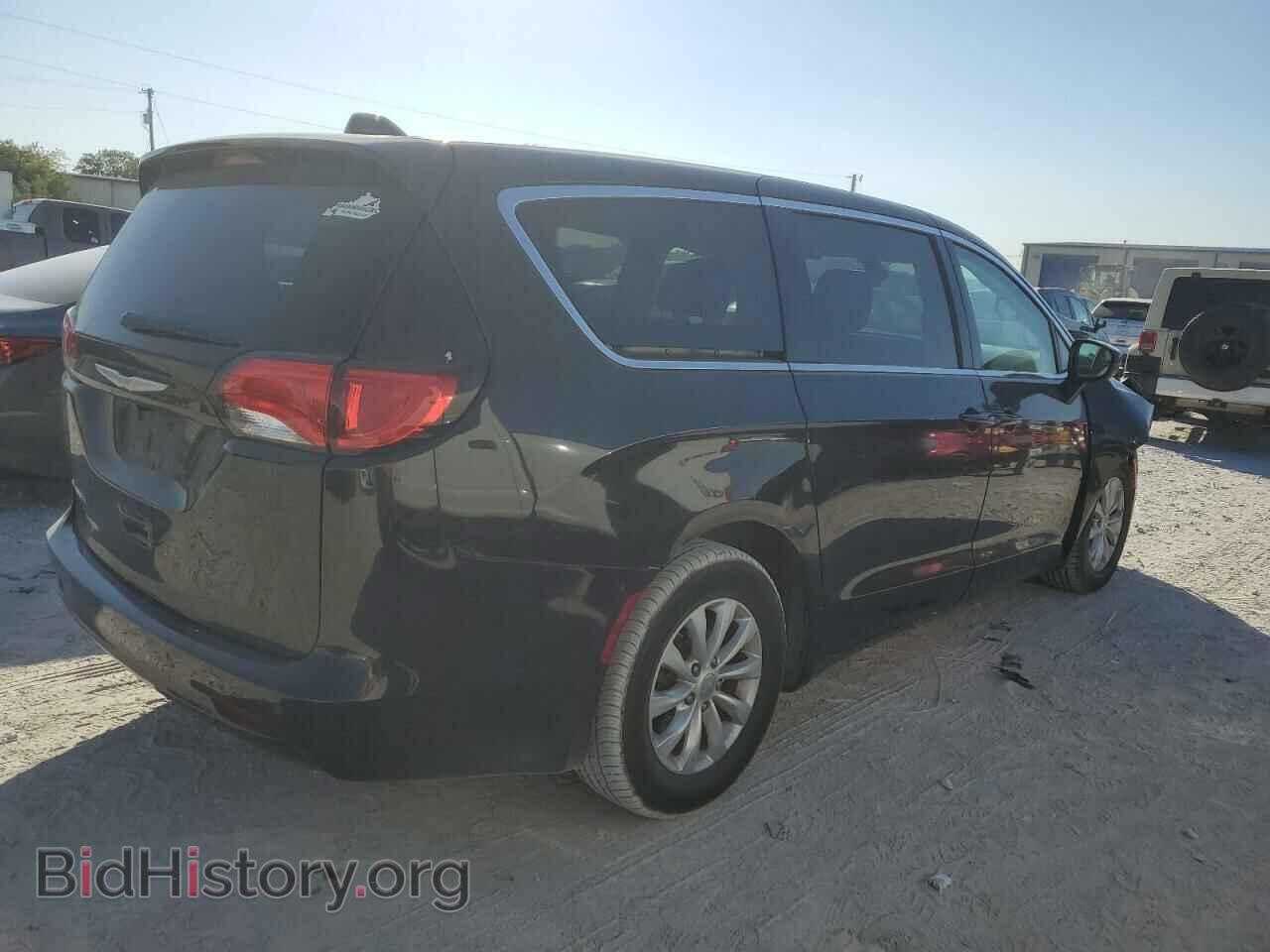 2017 CHRYSLER PACIFICA - VIN: 2C4RC1DG0HR611191 - Photo 3