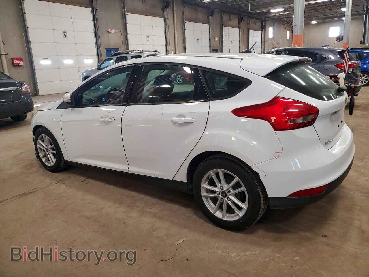 2017 FORD FOCUS - VIN: 1FADP3K25HL247365 - Фото 2