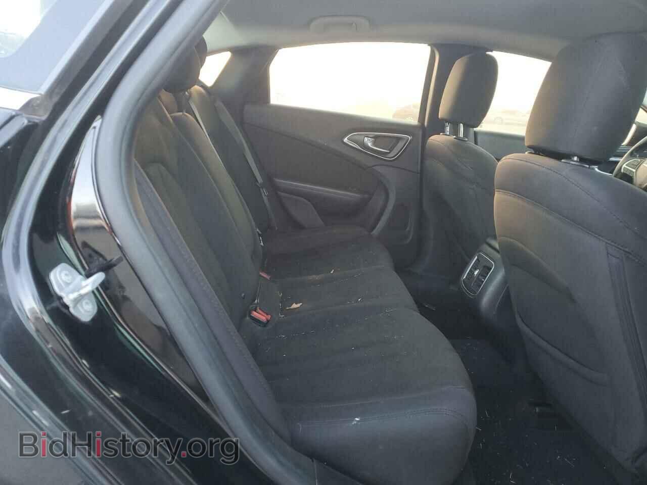 2016 CHRYSLER 200 - VIN: 1C3CCCAB6GN124796 - Фото 10