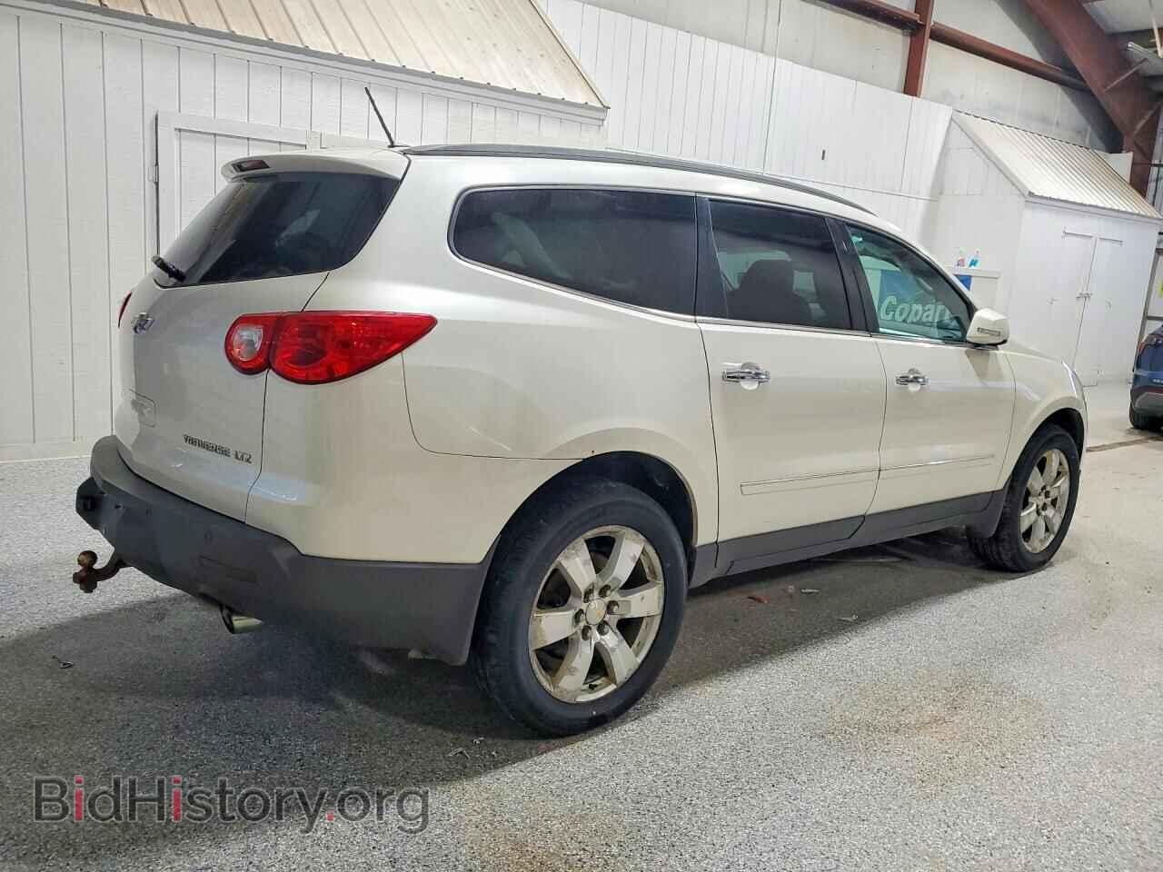 2012 CHEVROLET TRAVERSE - VIN: 1GNKVLEDXCJ335277 - Фото 3