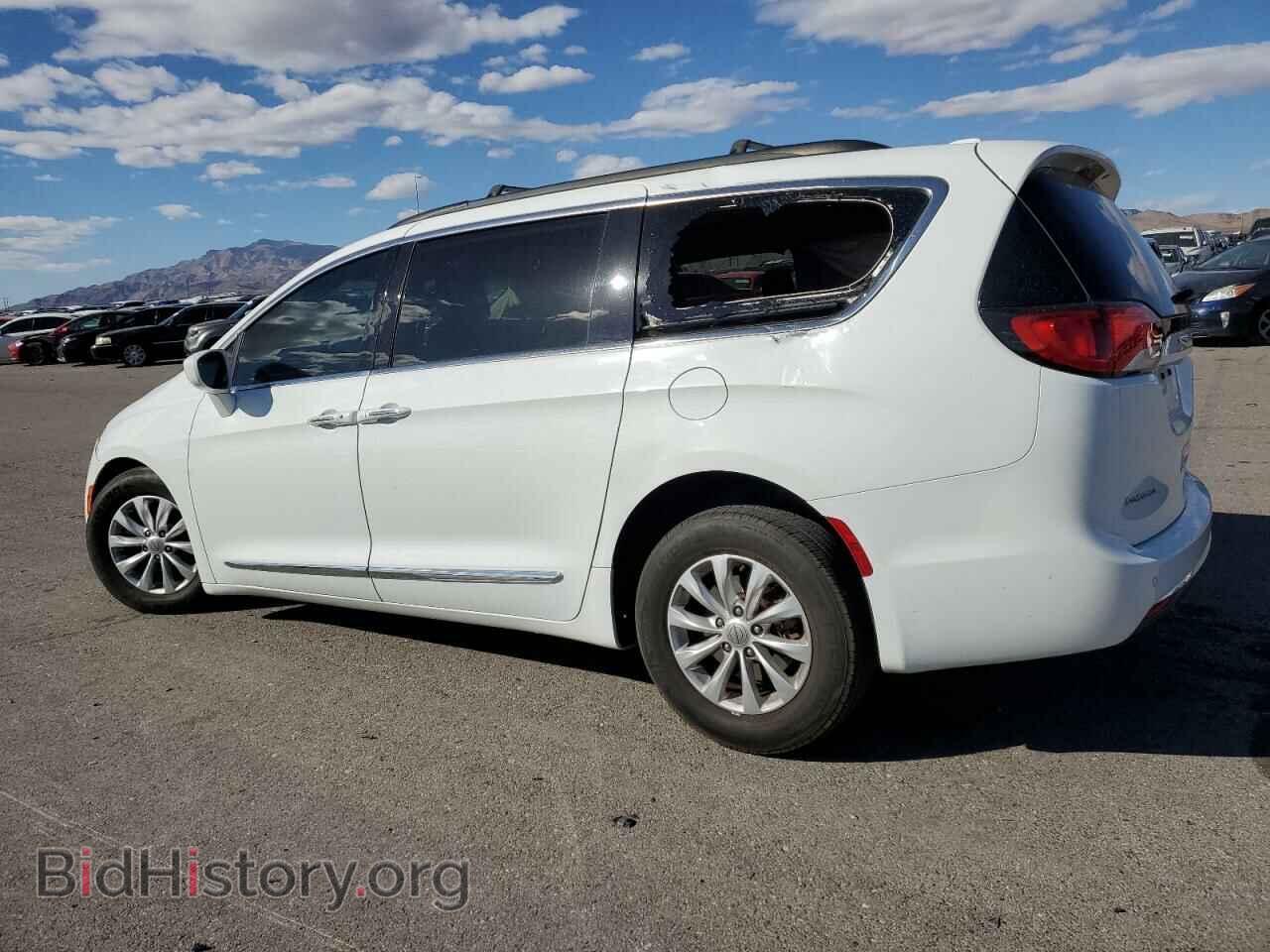 2017 CHRYSLER PACIFICA - VIN: 2C4RC1BG9HR532816 - Фото 2