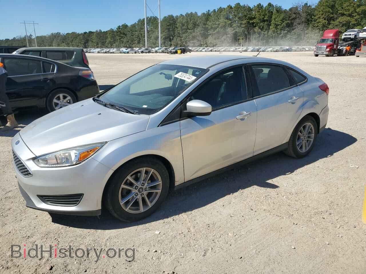 Photo 1FADP3F29JL250186 - FORD FOCUS 2018