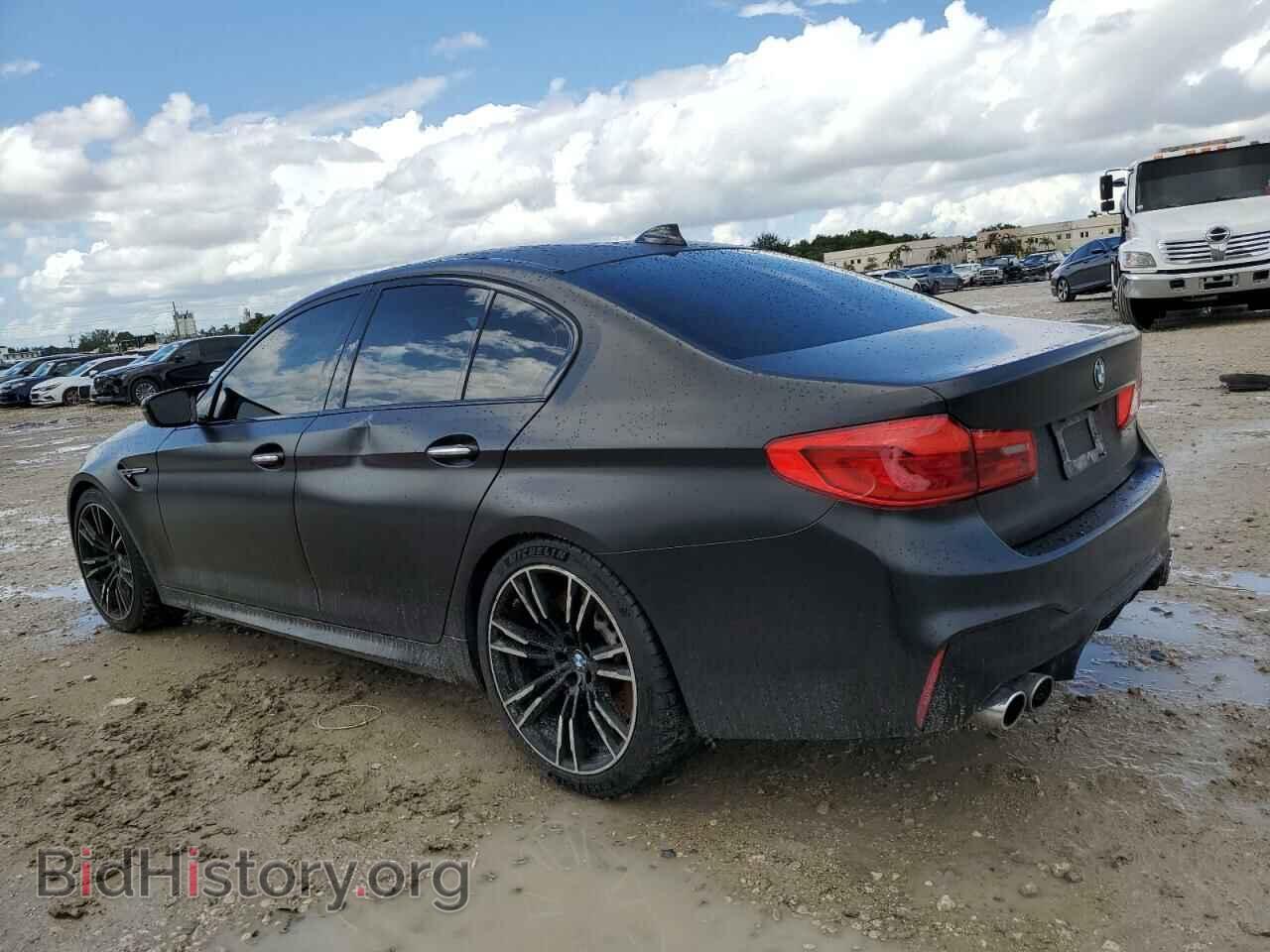 2018 BMW M5 - VIN: WBSJF0C52JB283056 - Фото 2