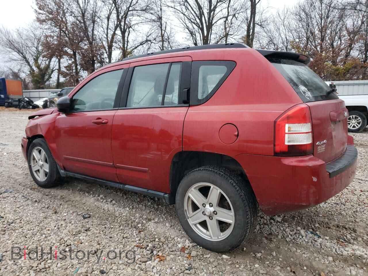 2010 JEEP COMPASS - VIN: 1J4NF4FB8AD672767 - Photo 2