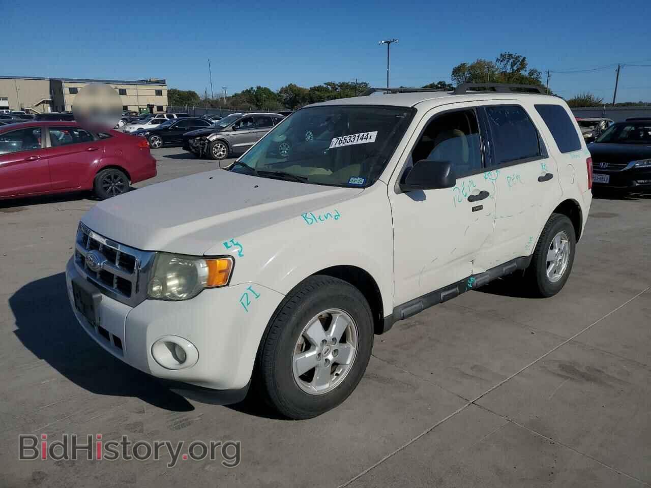 Фотография 1FMCU0D71BKB37265 - FORD ESCAPE 2011