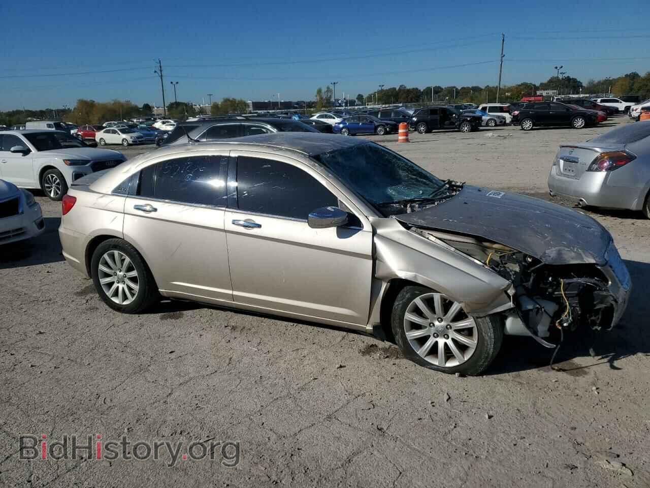 2013 CHRYSLER 200 - VIN: 1C3CCBCG5DN554236 - Фото 4