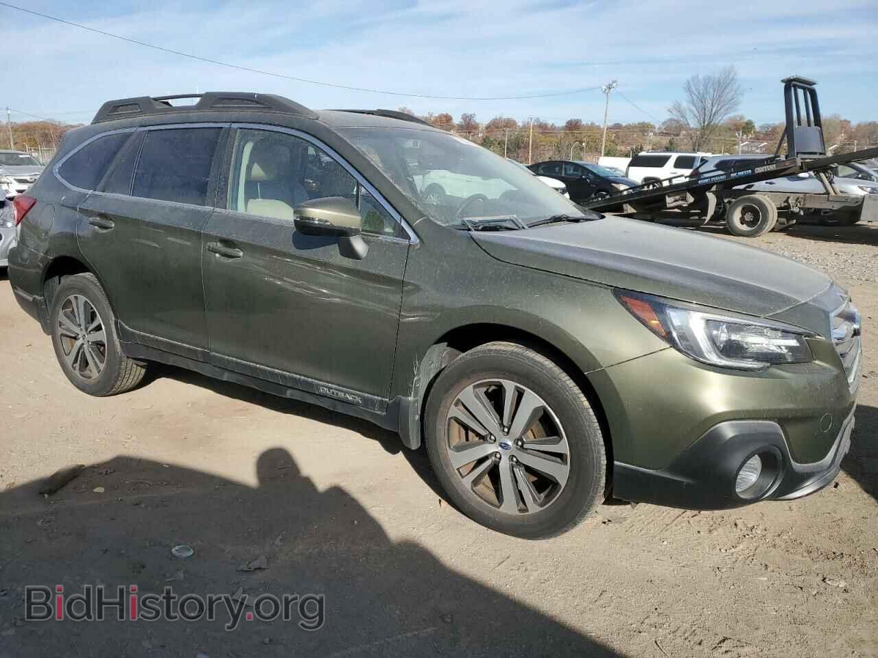 2018 SUBARU OUTBACK - VIN: 4S4BSANC3J3388008 - Фото 4