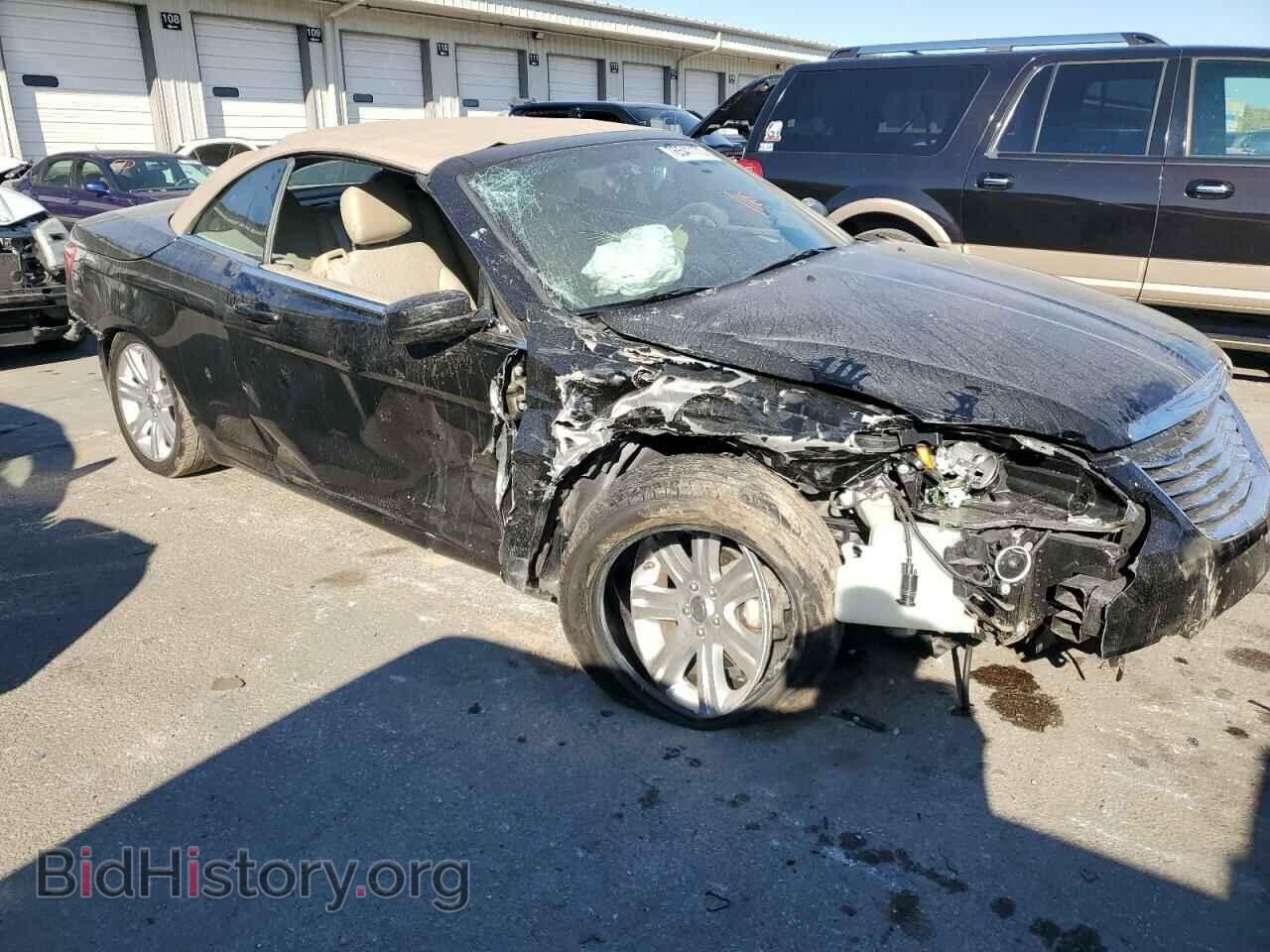 2013 CHRYSLER 200 - VIN: 1C3BCBEB2DN520994 - Фото 4