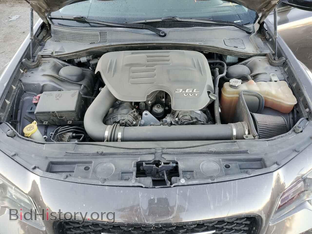 2019 CHRYSLER 300 - VIN: 2C3CCAAG2KH590033 - Фото 11