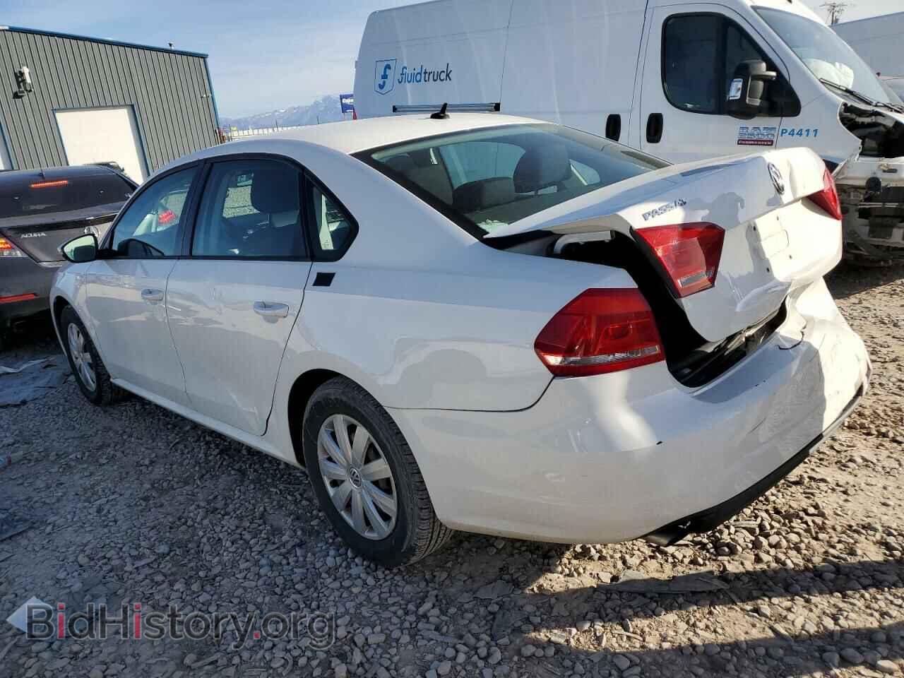 2012 VOLKSWAGEN PASSAT - VIN: 1VWAP7A37CC071438 - Фото 2