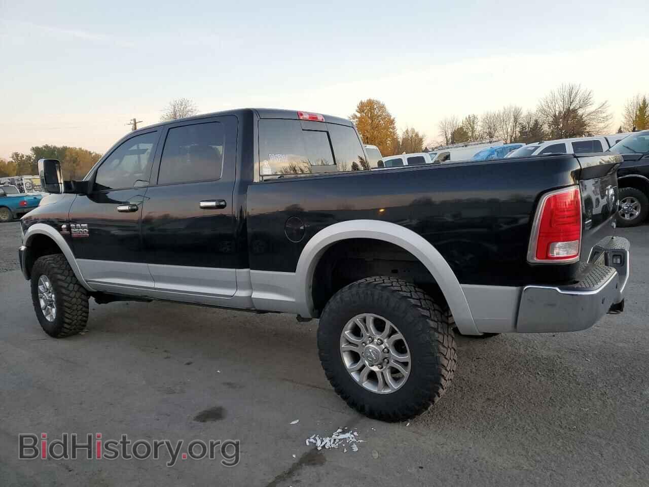 2015 RAM 2500 - VIN: 3C6UR5FL3FG558829 - Фото 2