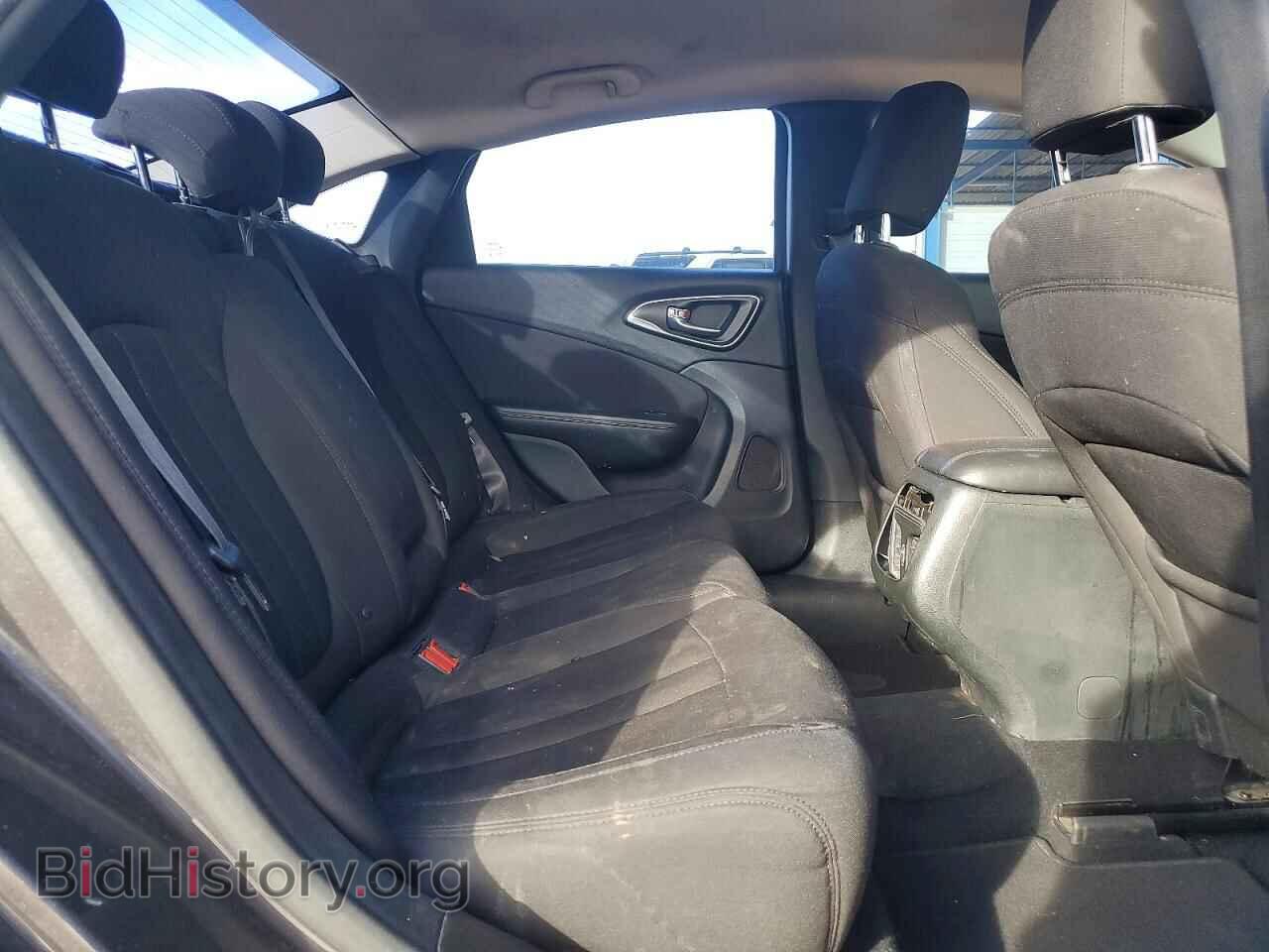 2015 CHRYSLER 200 - VIN: 1C3CCCAB9FN641489 - Фото 10