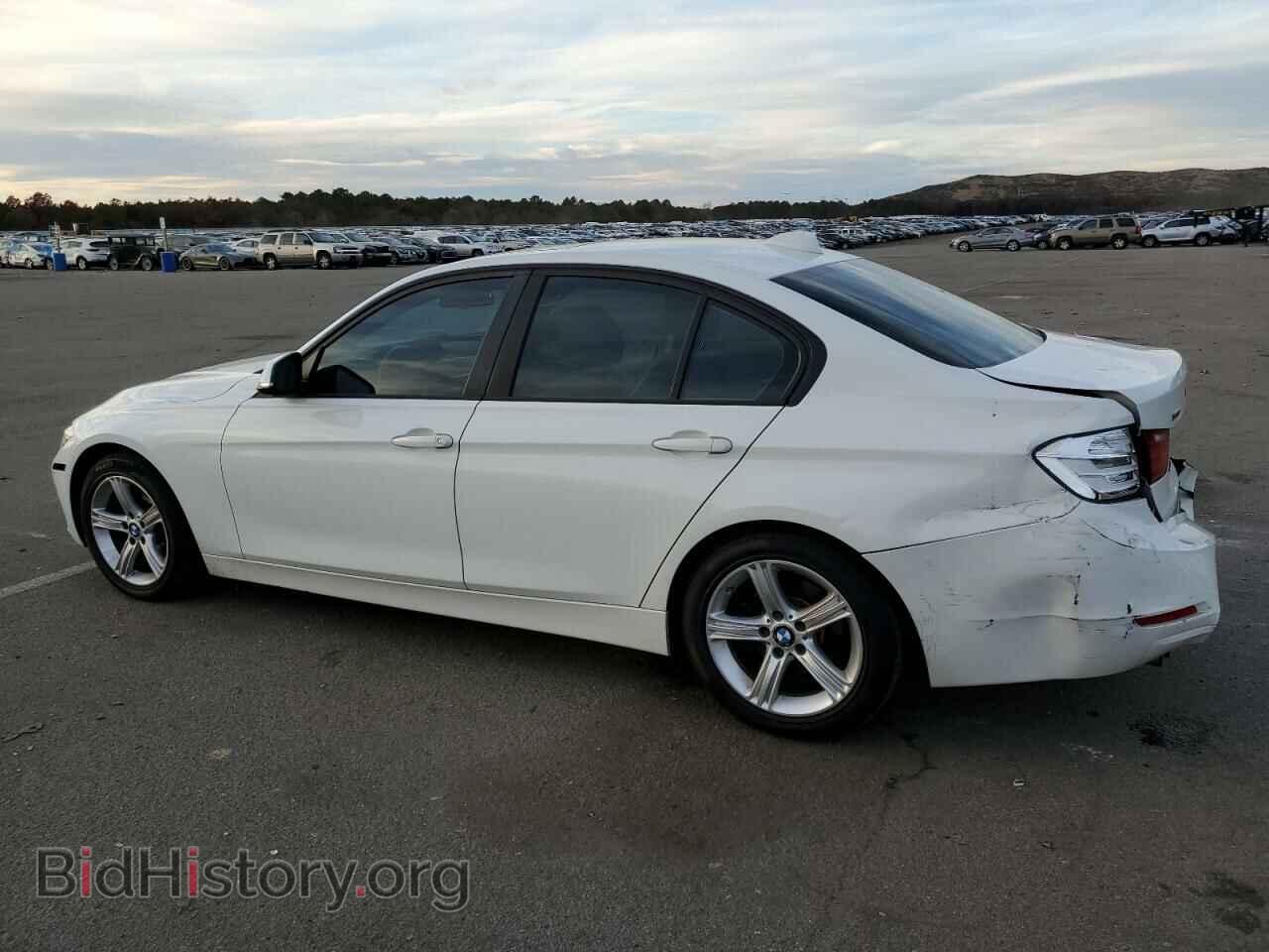2013 BMW 3 SERIES - VIN: WBA3B3C51DF530722 - Фото 2