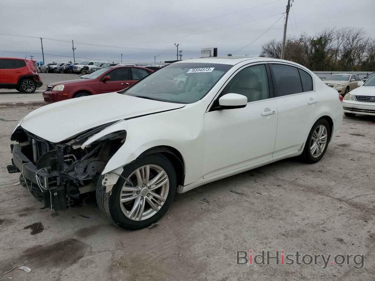 Photo JN1CV6AP2BM507879 - INFINITI G37 2011