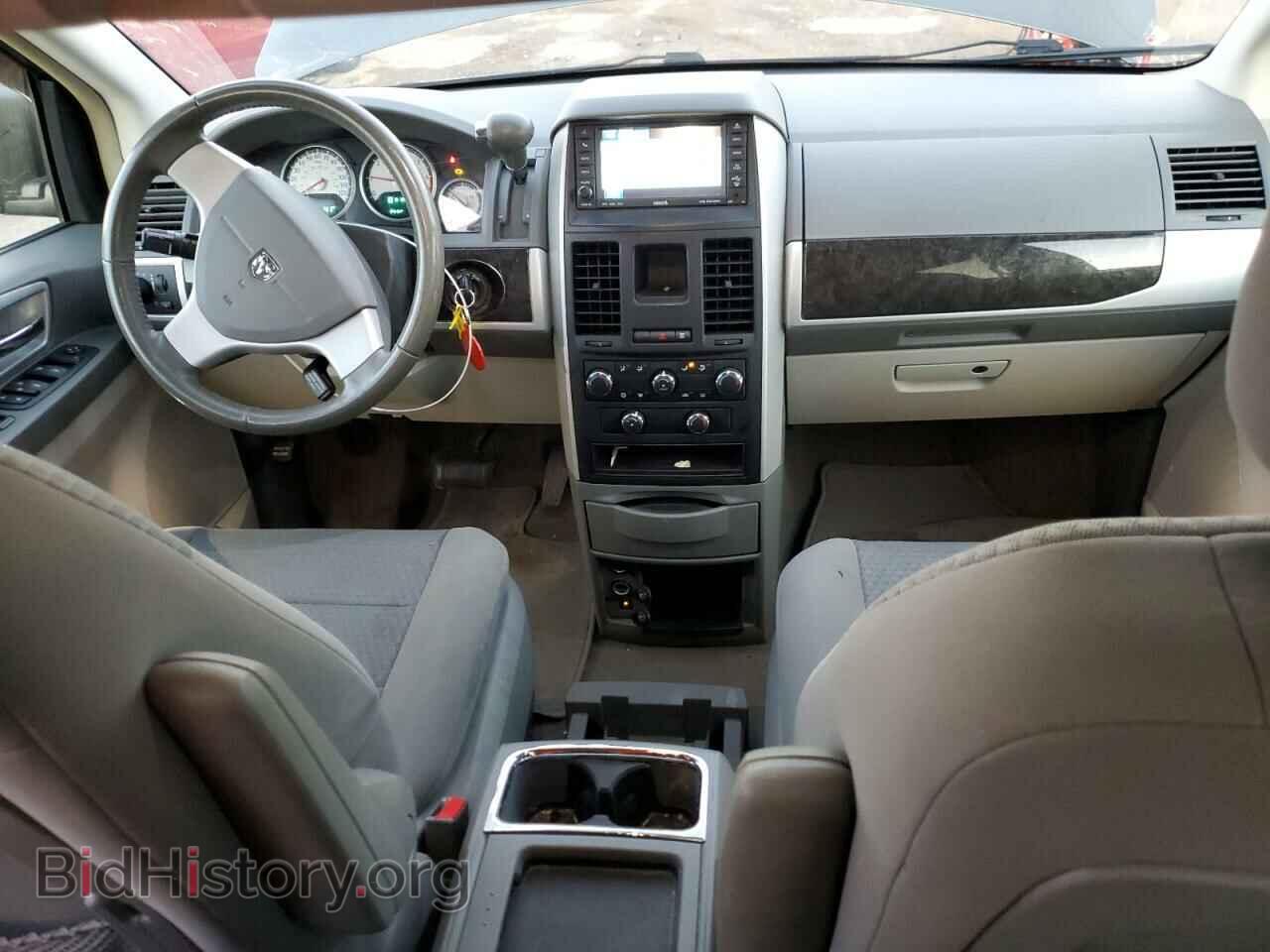 2010 DODGE CARAVAN - VIN: 2D4RN6DX7AR389944 - Фото 8
