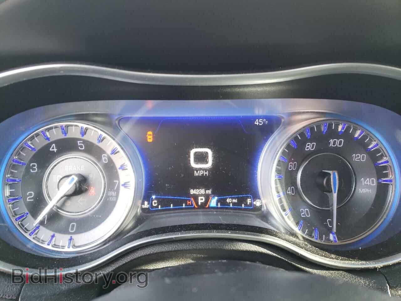2015 CHRYSLER 300 - VIN: 2C3CCAAGXFH929952 - Фото 9