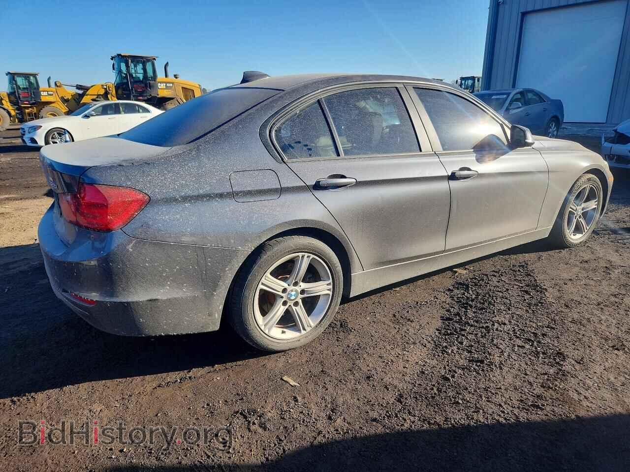 2012 BMW 3 SERIES - VIN: WBA3A5C54CF348770 - Photo 3