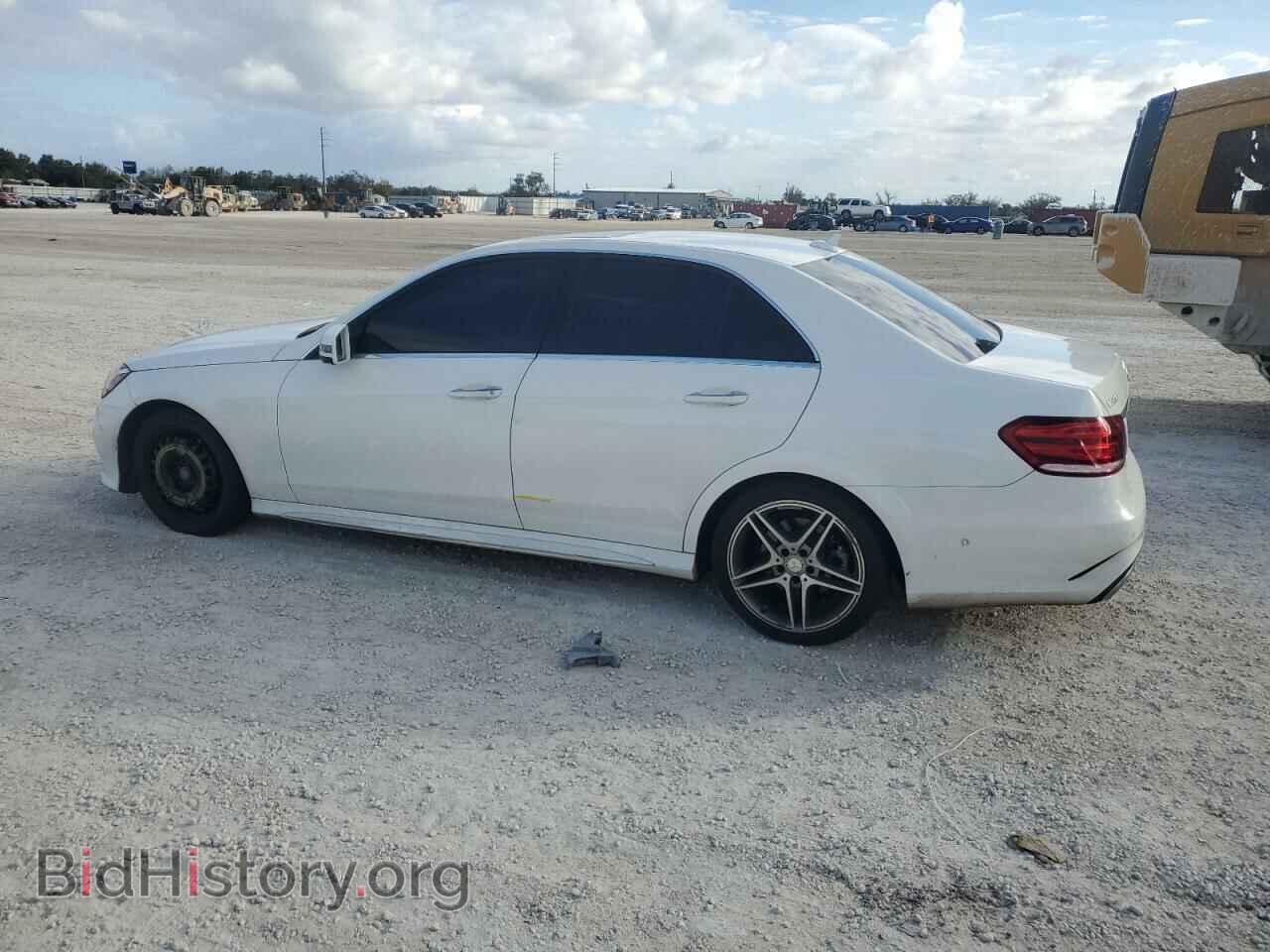 2015 MERCEDES-BENZ E-CLASS - VIN: WDDHF5KB2FB119779 - Фото 2