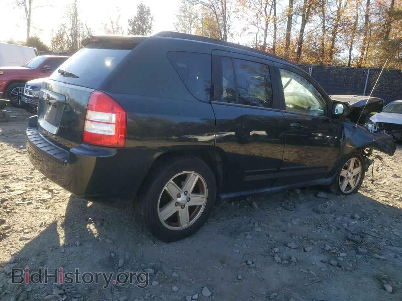 2010 JEEP COMPASS - VIN: 1J4NF4FB2AD557436 - Photo 3