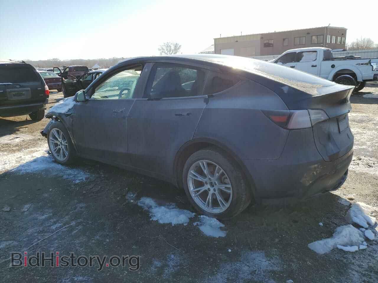 2023 TESLA MODEL Y - VIN: 7SAYGAEE6PF782165 - Фото 2