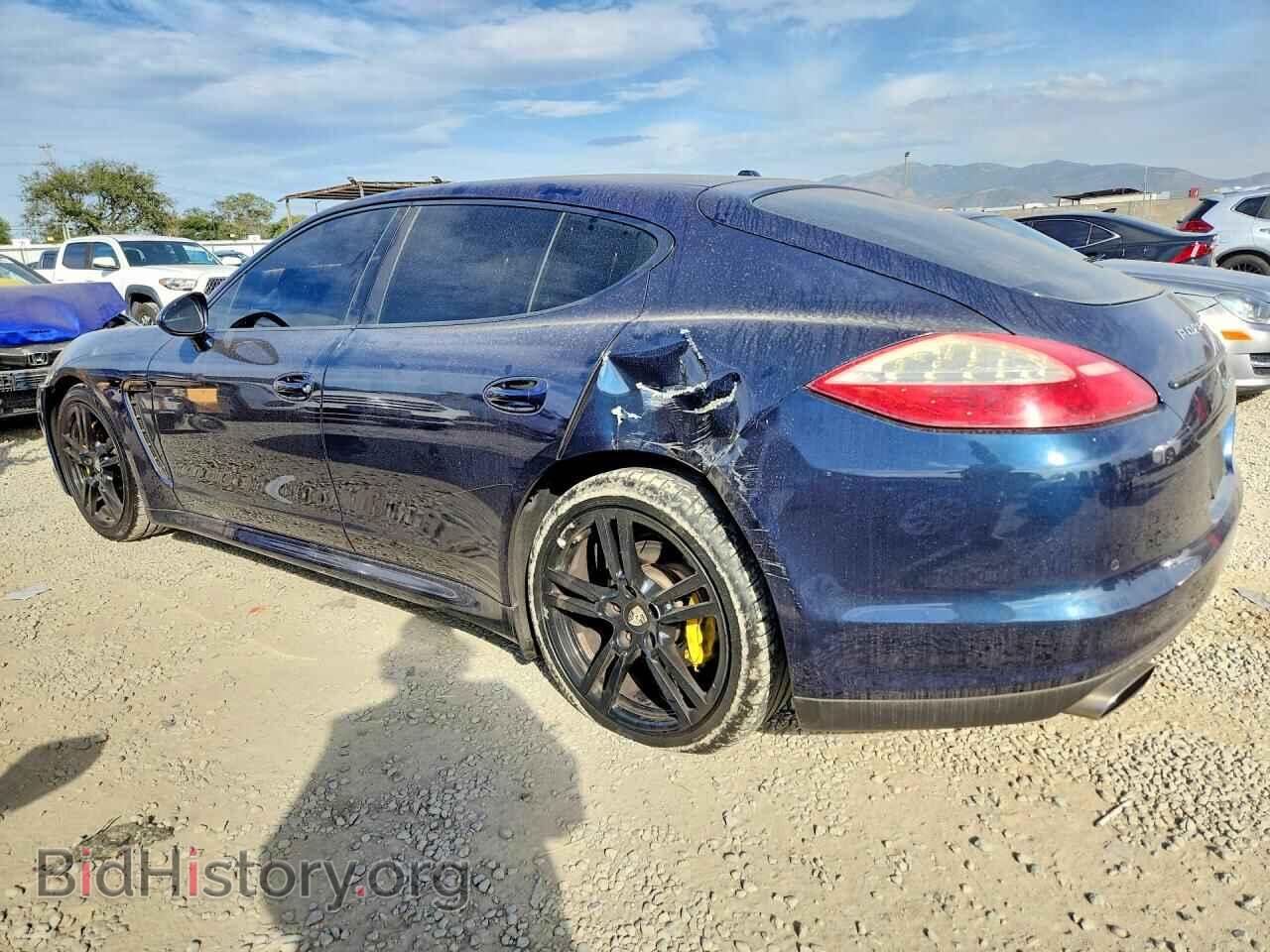 2011 PORSCHE PANAMERA - VIN: WP0AA2A76BL020764 - Photo 2