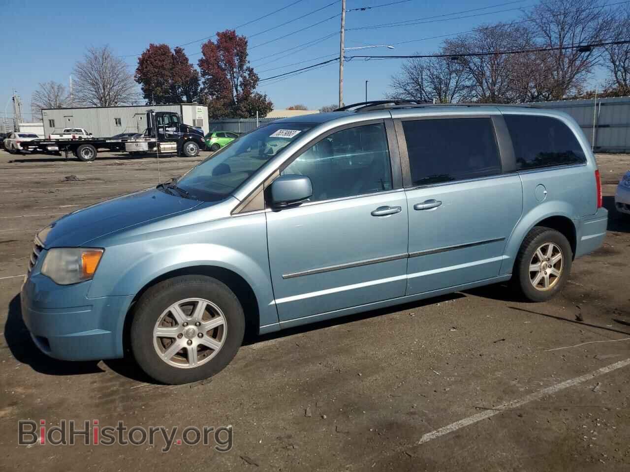 Photo 2A4RR5D10AR213853 - CHRYSLER MINIVAN 2010