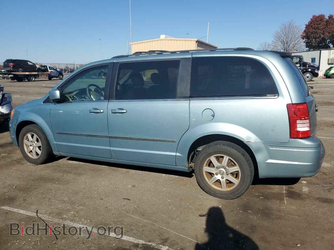 2010 CHRYSLER MINIVAN - VIN: 2A4RR5D10AR213853 - Фото 2
