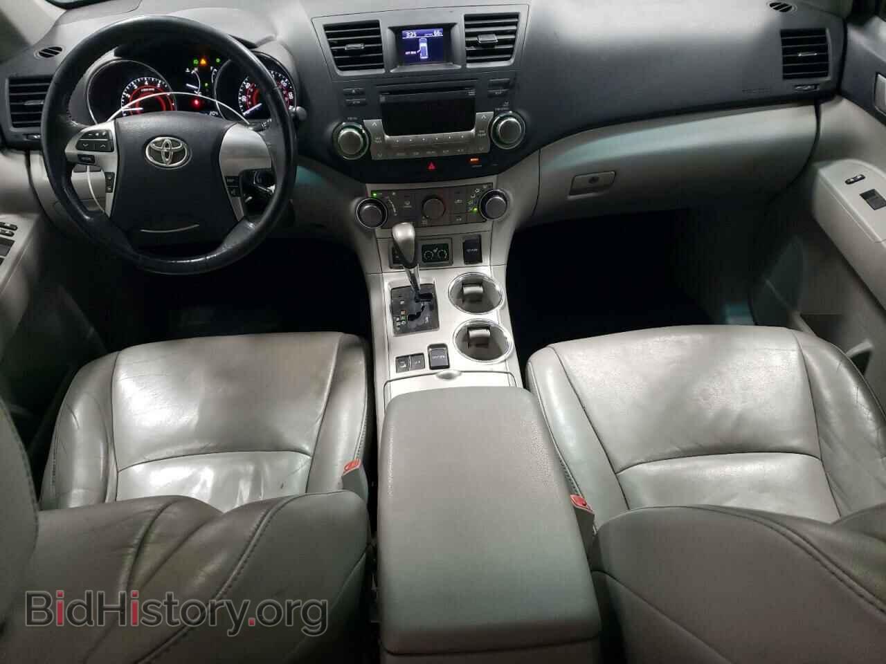 2012 TOYOTA HIGHLANDER - VIN: 5TDBK3EH3CS147577 - Фото 8