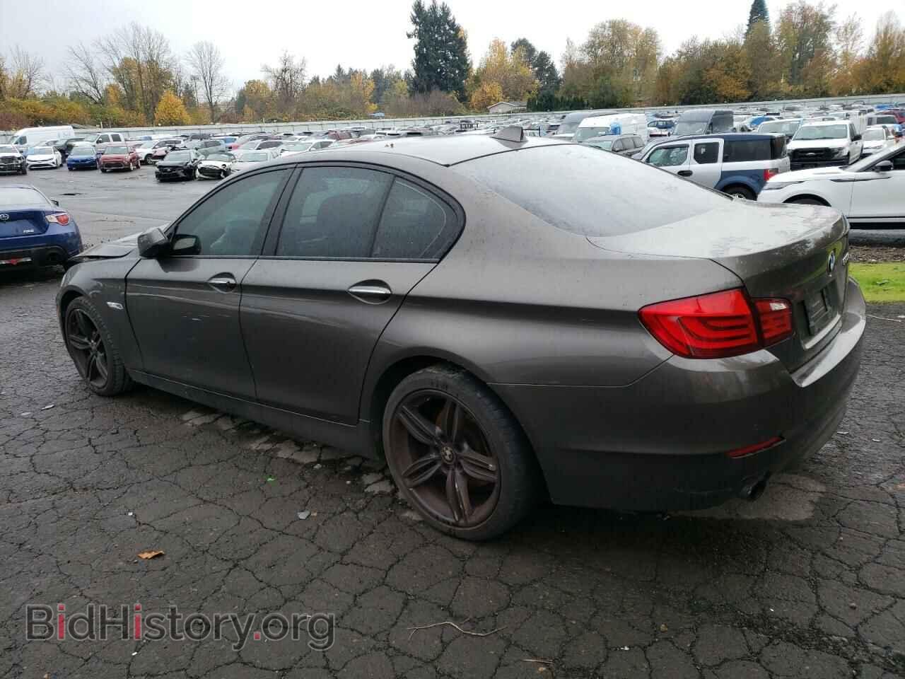 2011 BMW 5 SERIES - VIN: WBAFR7C56BC802485 - Фото 2