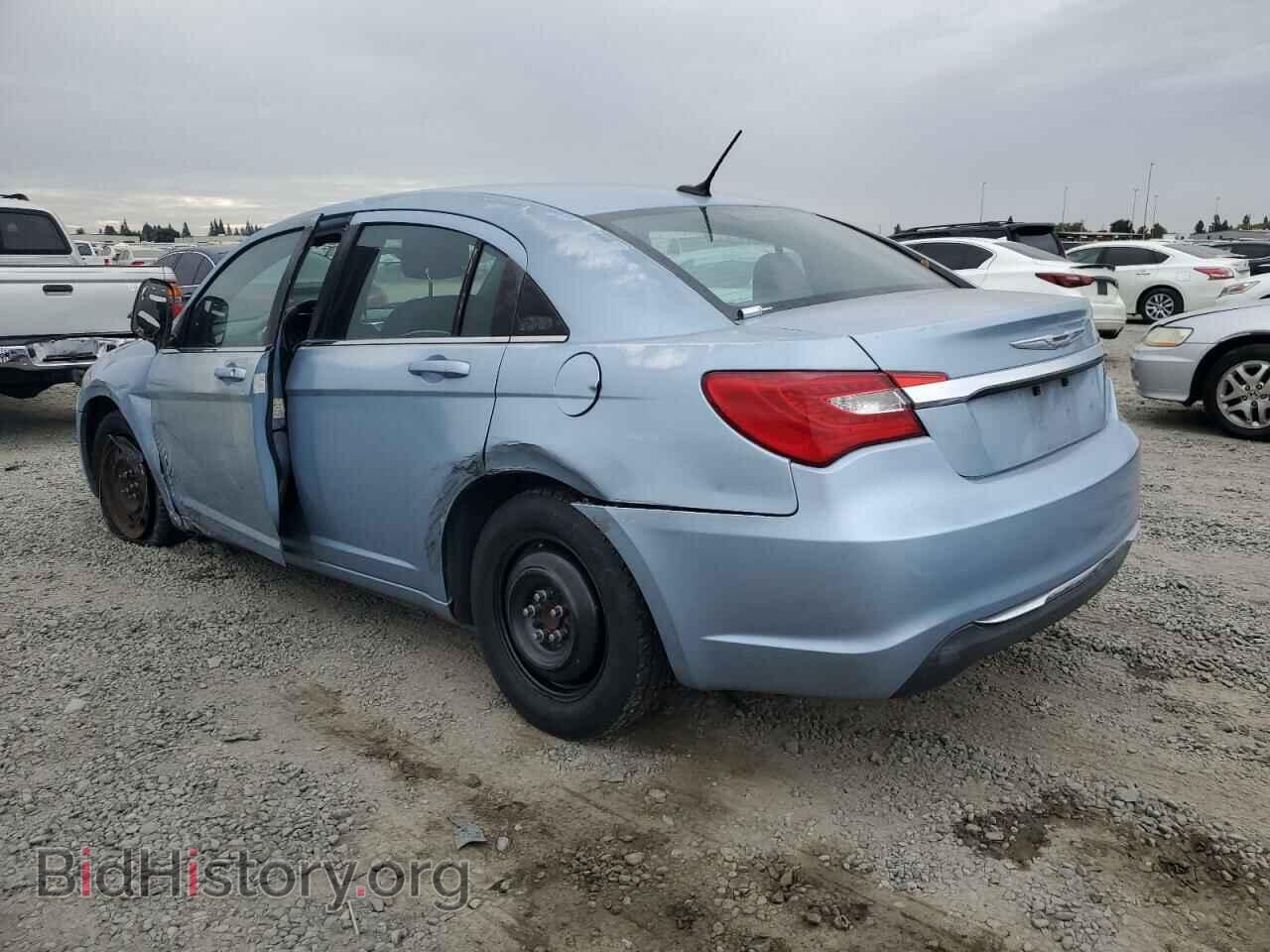 2013 CHRYSLER 200 - VIN: 1C3CCBAB0DN735400 - Фото 2