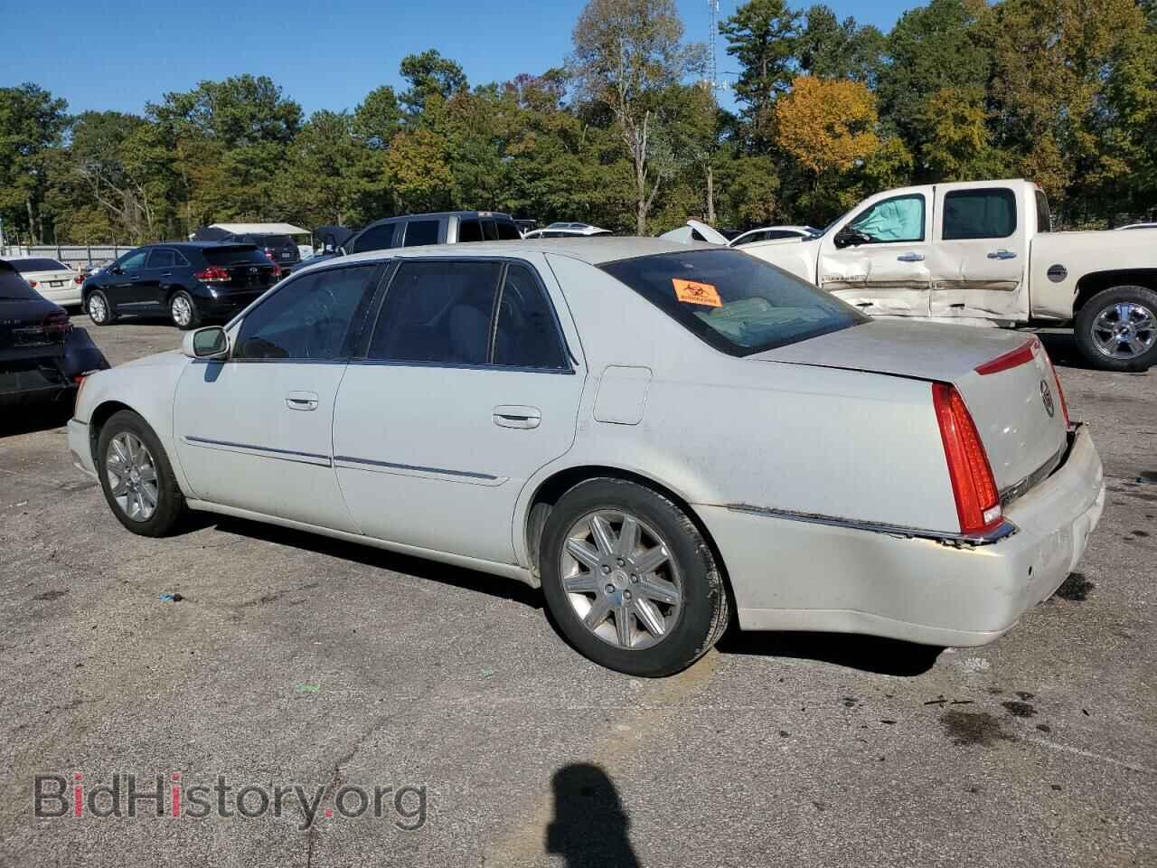 2010 CADILLAC DTS - VIN: 1G6KH5EY3AU112754 - Фото 2
