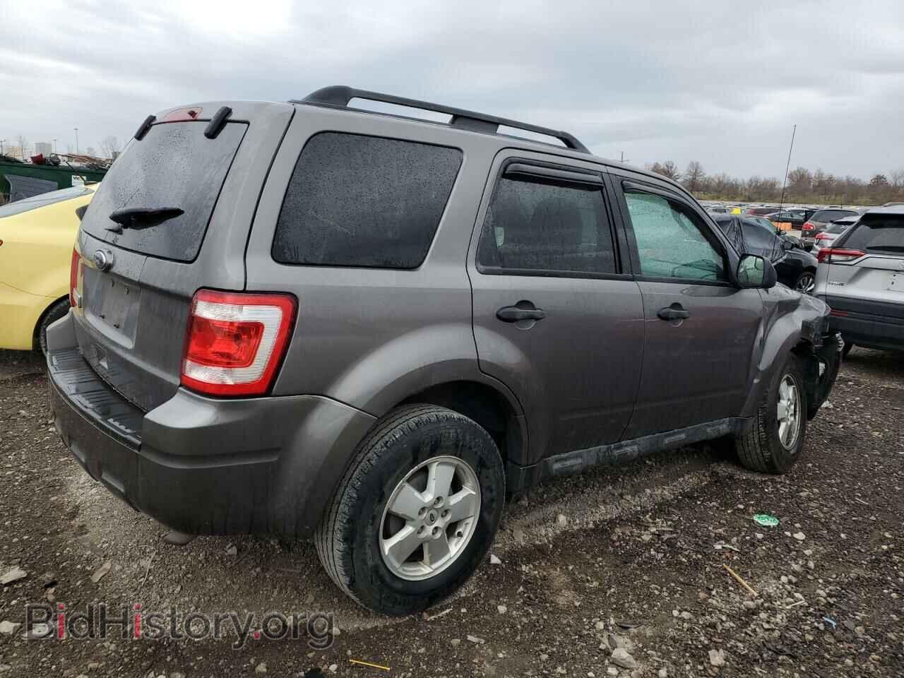 2011 FORD ESCAPE - VIN: 1FMCU0D76BKC41010 - Фото 3