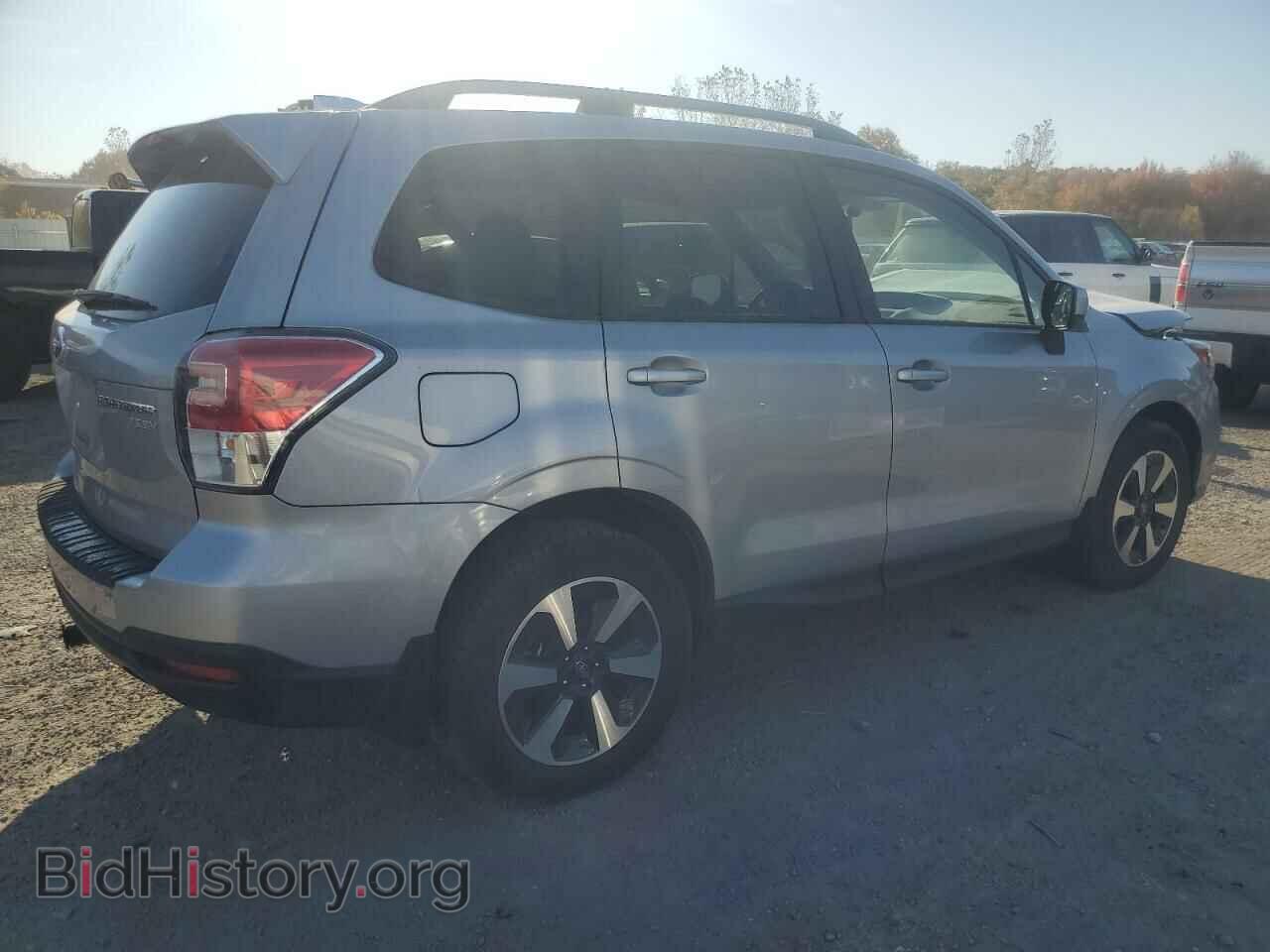 2017 SUBARU FORESTER - VIN: JF2SJAEC1HH413798 - Фото 3