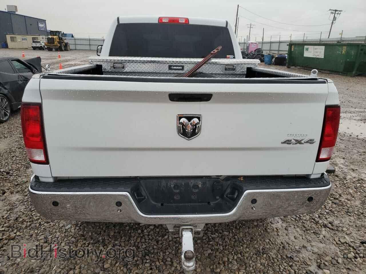 2017 RAM All Models - VIN: 3C6UR5CL1HG529563 - Photo 6