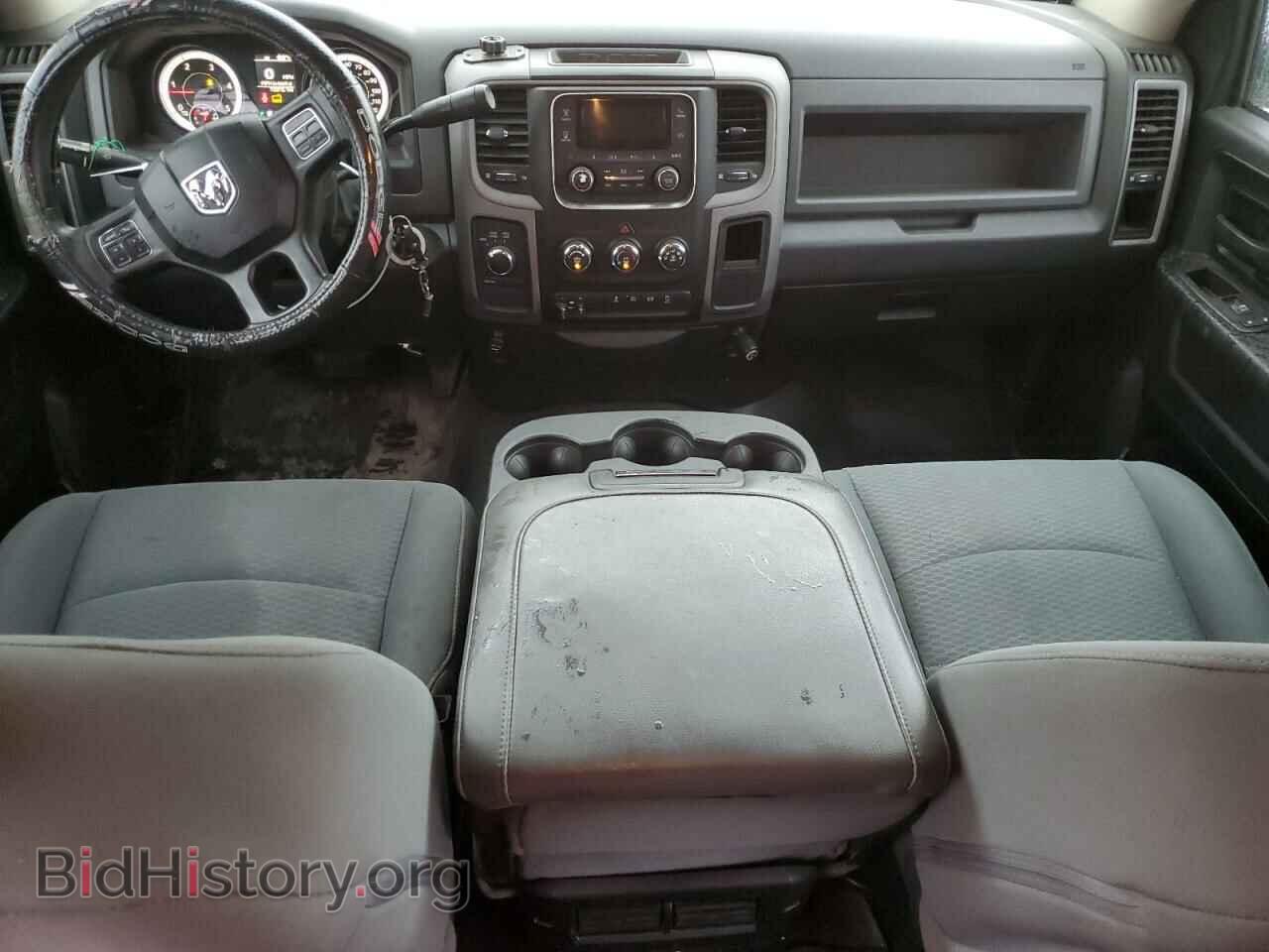2017 RAM All Models - VIN: 3C6UR5CL1HG529563 - Photo 8