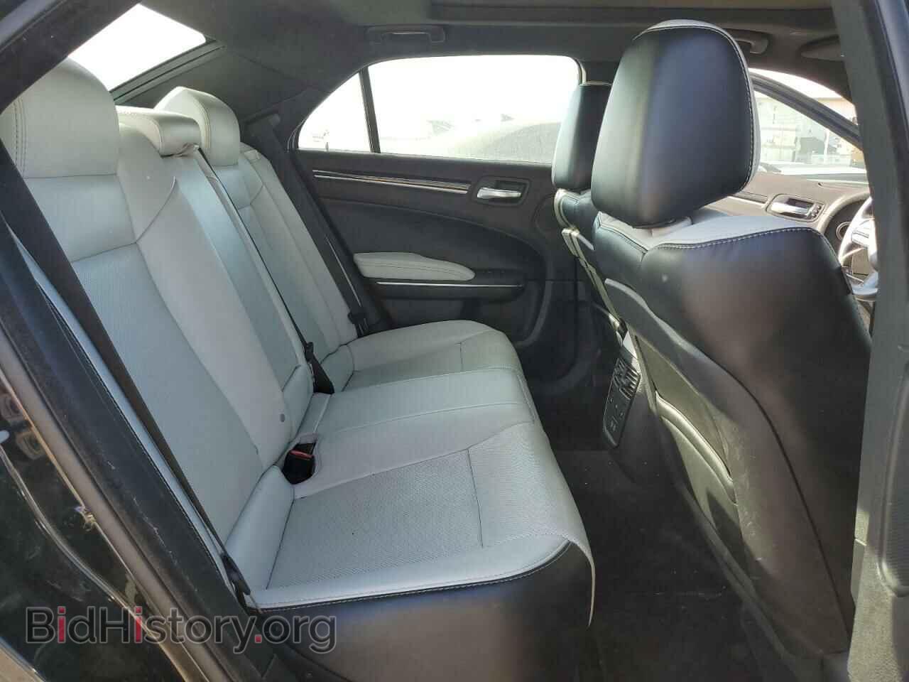 2017 CHRYSLER 300 - VIN: 2C3CCAGG0HH521938 - Фото 10