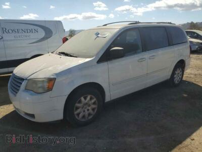 2010 Chrysler MINIVAN LX, white — VIN 2A4RR4DE3AR368622, Copart