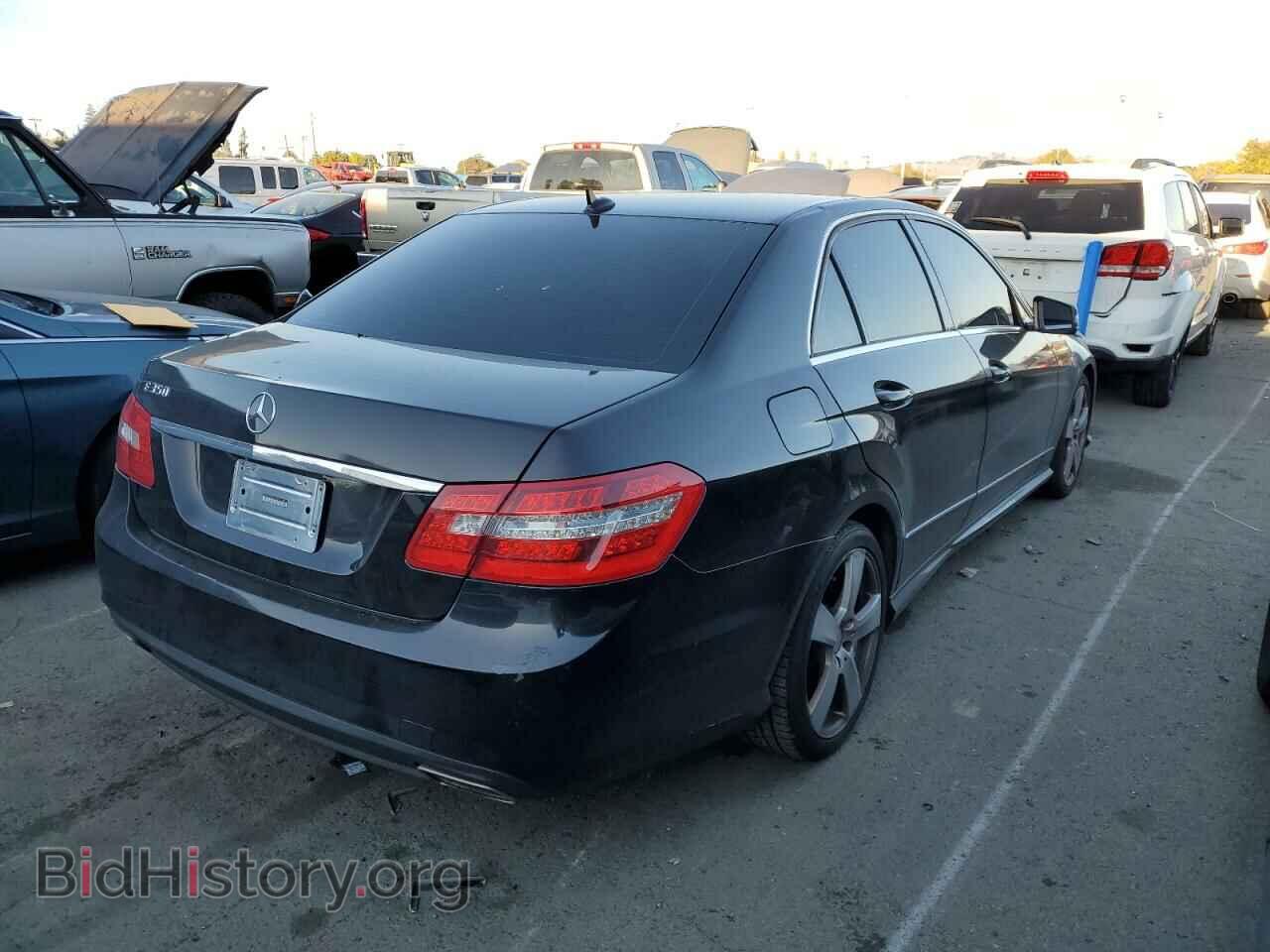 2010 MERCEDES-BENZ E-CLASS - VIN: WDDHF5GB6AA198879 - Фото 3