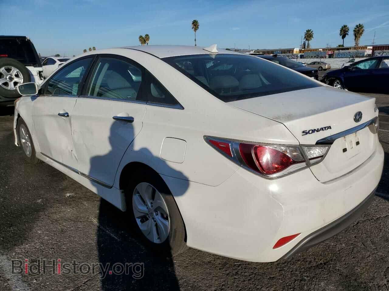 2013 HYUNDAI SONATA - VIN: KMHEC4A49DA070629 - Фото 2