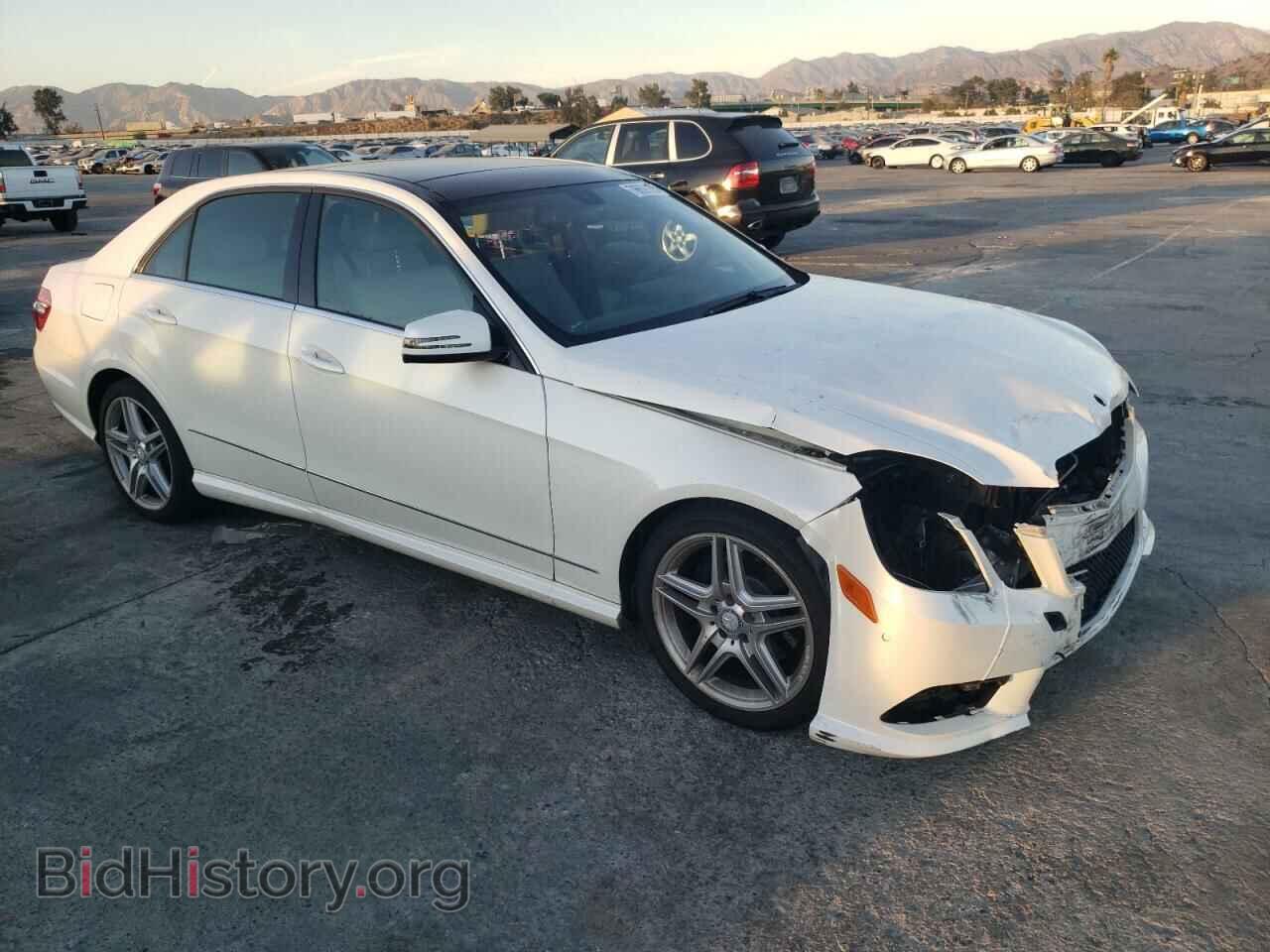 2011 MERCEDES-BENZ E-CLASS - VIN: WDDHF5GB6BA365727 - Фото 4