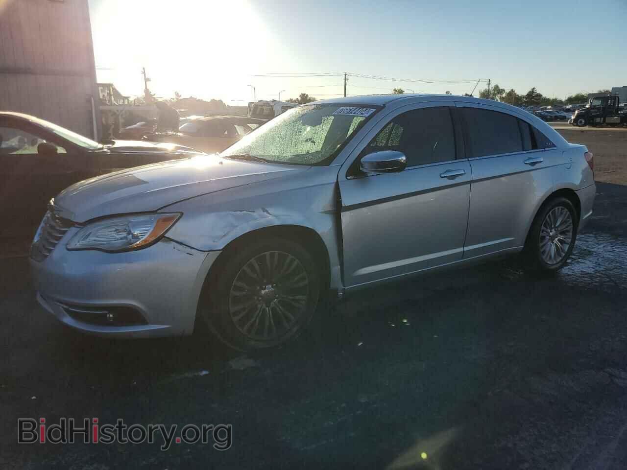 Photo 1C3BC2FG2BN533560 - CHRYSLER 200 2011