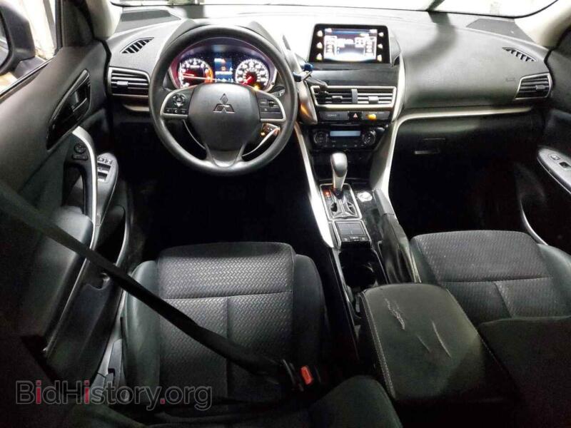 2018 Mitsubishi ECLIPSE (VIN JA4AT4AA2JZ061271) — фото 8 из 16