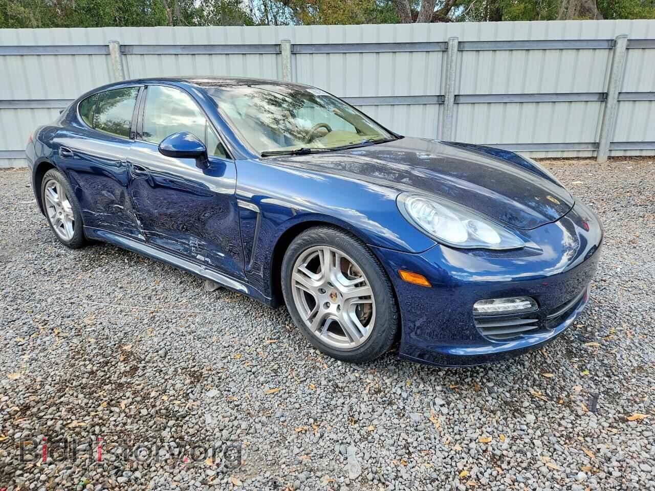 2011 PORSCHE PANAMERA - VIN: WP0AA2A77BL012611 - Photo 4