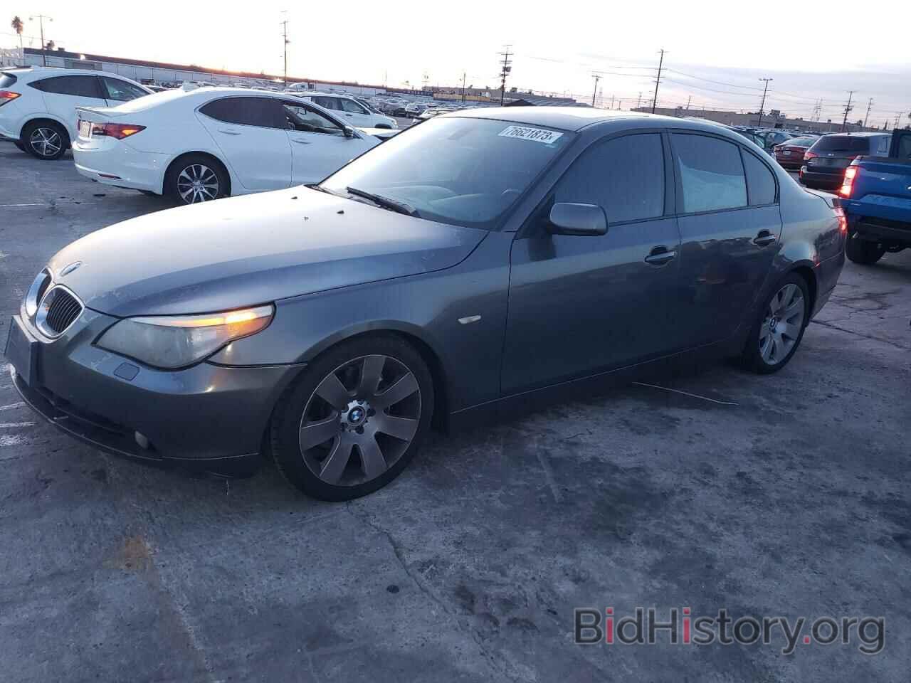 Photo WBANE73556CM43563 - BMW 5 SERIES 2006